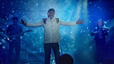 img-title Ikuti Jejak Sang Ayah Nyanyi Campursari, Anak Didi Kempot Tak Merasa Terbebani