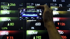 IHSG Diprediksi Melemah Terbatas Hari Ini