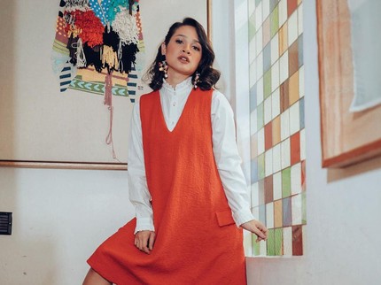 5 Inspirasi Baju Hamil Trimester 2 yang Stylish