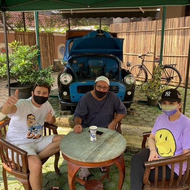 Gila, Raffi Ahmad Niat Tukar Mobil Roll Royce dengan Oplet Si Doel