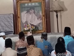 Lagu Terakhir Didi Kempot Istigfar Sak Kuatmu Bikin Asistennya Mewek