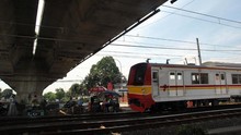 PSBB Belum Usai, Jumlah Penumpang KRL Melonjak 14 Persen