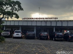 Kereta Luar Biasa Beroperasi Hari Ini, Hanya 17 Penumpang Turun di Surabaya