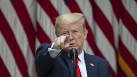 Trump Bikin Aturan Baru Lagi, Wartawan di Pentagon Bakal Dikawal