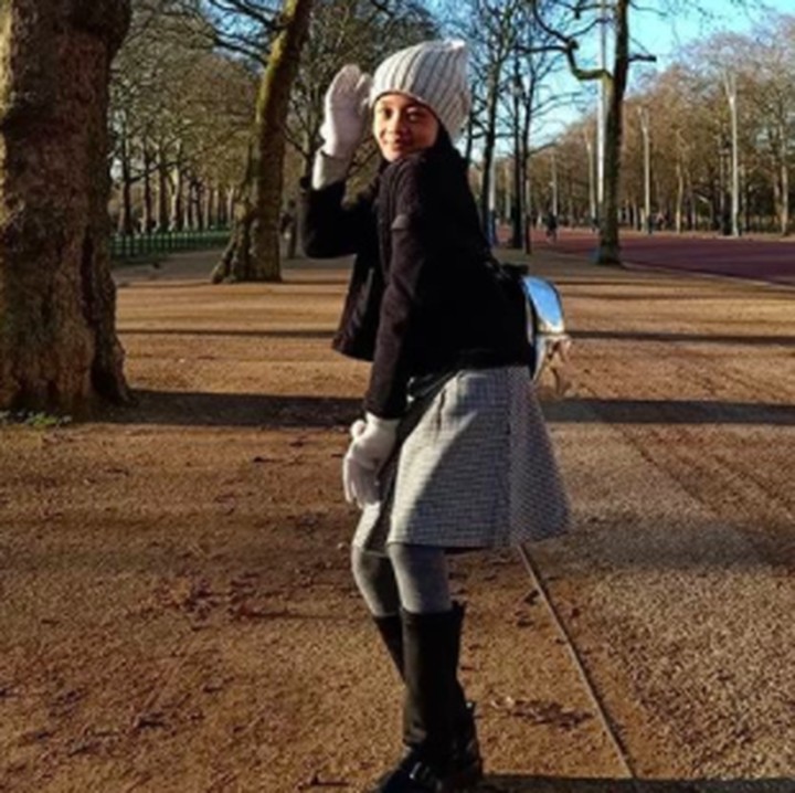 <p>Bunda Inneke tak jarang mengajak Alia dan abang Alil liburan ke luar negeri. (Foto: Instagram @inekekoes)</p>