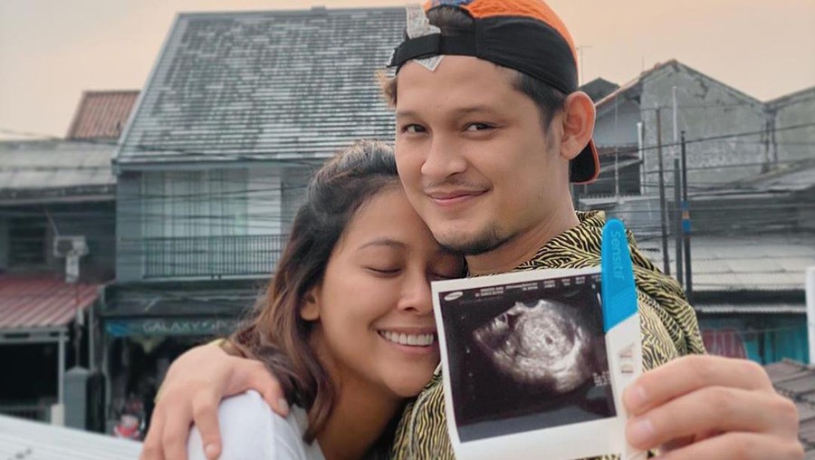 Syamsir Alam dan Bunga Jelitha