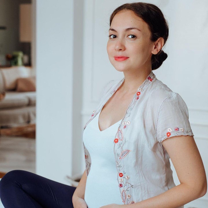 <p>Keajaiban yang dinanti-nantikan itu kini tumbuh bersama Rianti. (Foto: Instagram @riantic)</p>