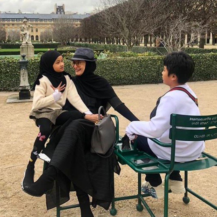 <p>Bahagia selalu ya, bunda Inneke sekeluarga. Semoga cepat berkumpul bersama lagi. (Foto: Instagram @inekekoes)</p>