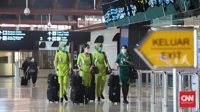 Awak kabin maskapai citilink di Terminal 2, Bandara Soekarno Hatta, Tangerang, Banten.