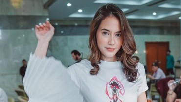 img-title Demi Peran 'Sri Asih', Pevita Pearce Latihan Fisik 7 Jam Tiap Hari