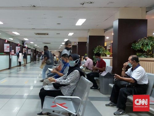 Pemprov DKI Jakarta membebaskan sanksi administratif akibat keterlambatan pembayaran atau penyetoran pajak kendaraan mulai 1 Juni 2026.