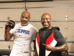 Seperti Cristiano Ronaldo, Mike Tyson Juga Pakai Terapi Ini