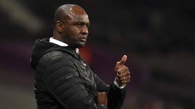 Vieira Favorit Pertama Dipecat di Liga Inggris Musim Ini