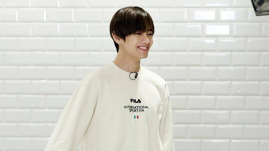 V BTS V BTS