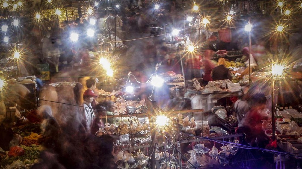 FOTO : Klaster Pasar Jadi Momok Penyebaran Covid-19