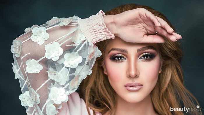 Gak Ribet, Ternyata Ini Caranya Membuat Smokey Eyes untuk Pemula!