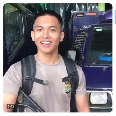 Babak Baru Polisi Viral Kokang Senjata Lalu Bilang 'Pacarmu Bisa Gini?'