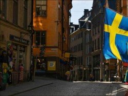 Aturan Longgar dan Targetkan Herd Immunity COVID-19, Swedia Gagal?
