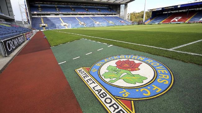 Salat Idulfitri di Stadion Blackburn Rovers, Pertama di Liga Inggris