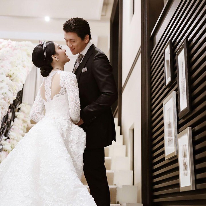 <p>Banyak yang mengira, Syahrini dan Reino tidak akan bertahan lama. (Foto: Instagram @princessyahrini)</p>