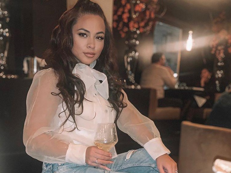 Lauren anak kandung ayah angkat Syahrini Lauren anak kandung ayah angkat Syahrini