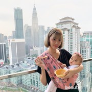 Penampilan Cleoptra, Eks Member JKT48 yang Kini Jadi Ibu Muda