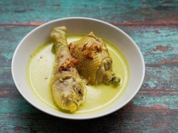 Tak Perlu Repot Masak, Opor Ayam Bisa Dipesan di Sini