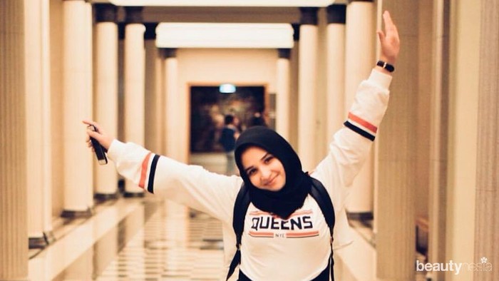 5 Potret Sarah Shahab, Adik Zee Zee Shahab yang Kini Jadi Dokter Lawan Corona