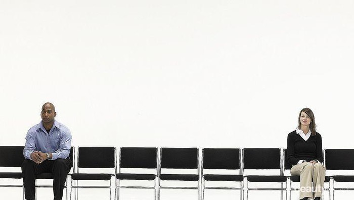 Banyak yang Menganggap Sama, Ini Perbedaan Social Distancing Hingga PSBB