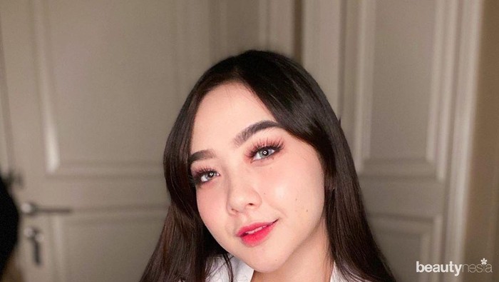 Kenalan dengan Astari Budi, Beauty Influencer yang Juga Berprofesi Dokter Gigi