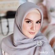 6 Gaya Hijab Irish Bella yang Simpel, Cocok untuk Ibu Hamil