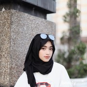 6 Style Hijab Remaja Khas Influencer Cantik Shirin Al Athrus