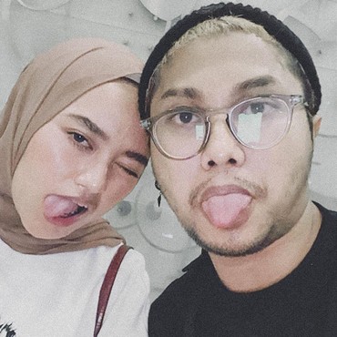 Dihujat Netizen karena Remehkan Corona, Ponsel Indira Kalistha Disita Suami