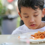 5 Langkah Agar Anak Lebih Semangat Bangun Sahur