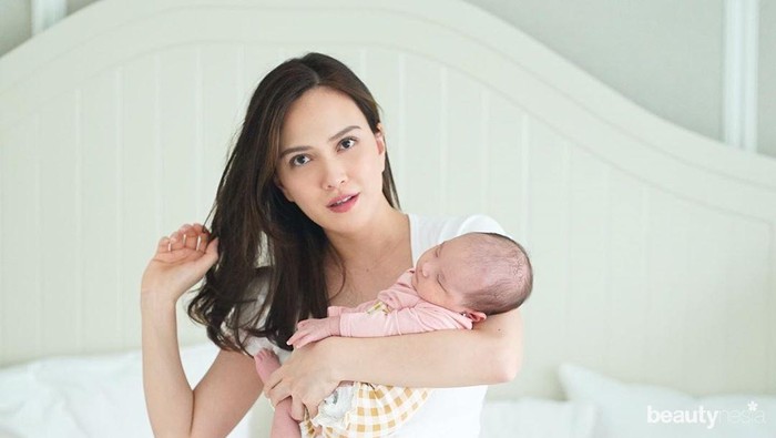 Hot Mama, 7 Artis Ini Cepat Langsing dan Makin Seksi Setelah Melahirkan!