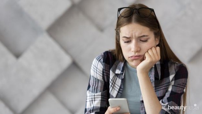 Self Quarantine Bikin Kangen Mantan? Duh, Lakukan Ini Agar Rasa Kangen Hilang!