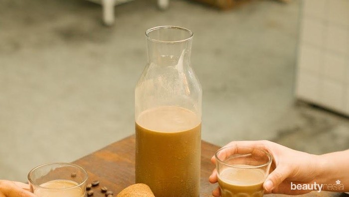 Minum dengan Bijak ya, Ini Bahayanya Minum Kopi Kemasan 1 Liter Berlebihan di Bulan Puasa Minum dengan Bijak ya, Ini Bahayanya Minum Kopi Kemasan 1 Liter Berlebihan di Bulan Puasa