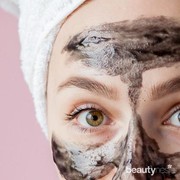 Beauty 101: Tips dan Cara Peeling Wajah yang Benar agar Kulit Wajah Sehat Bercahaya