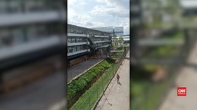 VIDEO: Pekerja Migran Singapura Tetap di Asrama hingga 1 Juni