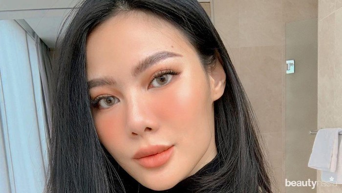 Bikin Pangling Usai WFH, Sering Lakukan 6 Hal Ini Yuk di Rumah!