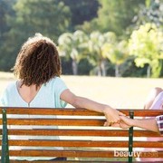 5 Sinyal Ini Bisa Jadi Tanda Pasangan Kamu Selingkuh