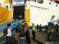 Indonesia Akan Menghentikan Sementara Pengiriman TKI ke Malaysia