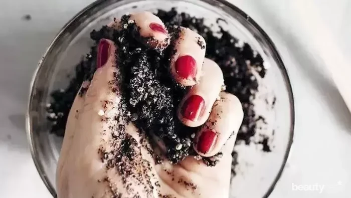 Kulit Glowing Maksimal! Ini Tips dan Cara Membuat Masker Kopi yang Benar di Rumah Kulit Glowing Maksimal! Ini Tips dan Cara Membuat Masker Kopi yang Benar di Rumah