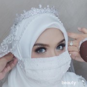 Menikah di Tengah Pandemi Corona, Vebby Palwinta Pakai Masker Hingga Gelar Virtual Kondangan