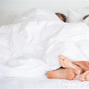 Seberapa Sering Seharusnya Suami Istri Melakukan Hubungan Seks?