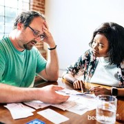 Hutang Selalu Membuat Pusing Kepalang? Coba Siasati dengan Cara Ini