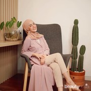 5 Ide OOTD Kece Selama Ramadan di Rumah Aja, Cocok Buat Bukber Virtual!