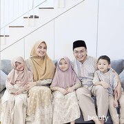 Koleksi Ria Miranda di Tengah Wabah Corona untuk Hari Raya Idul Fitri 2020