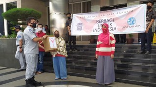 Jasa Raharja & Korlantas Bagikan 200 Paket Sembako ke Warga