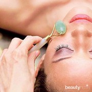 Penting Nih, 5 Fungsi Jade Roller untuk Kecantikan Kulit Wajah
